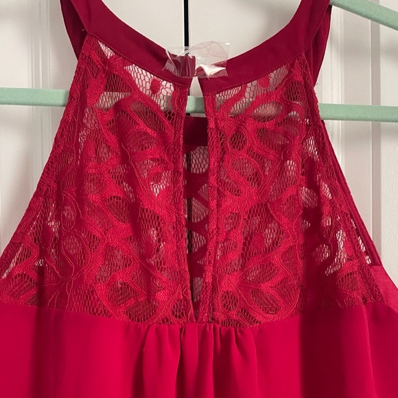Elegant Red Lace Women's Dress - Picture 5 of 6